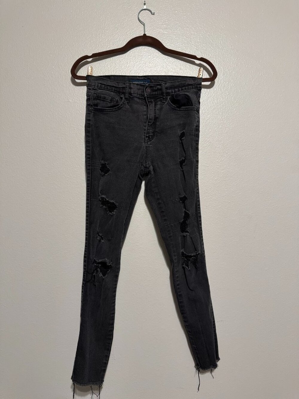Aeropostale Black Distressed Ripped Skinny Jeans Raw Hem
